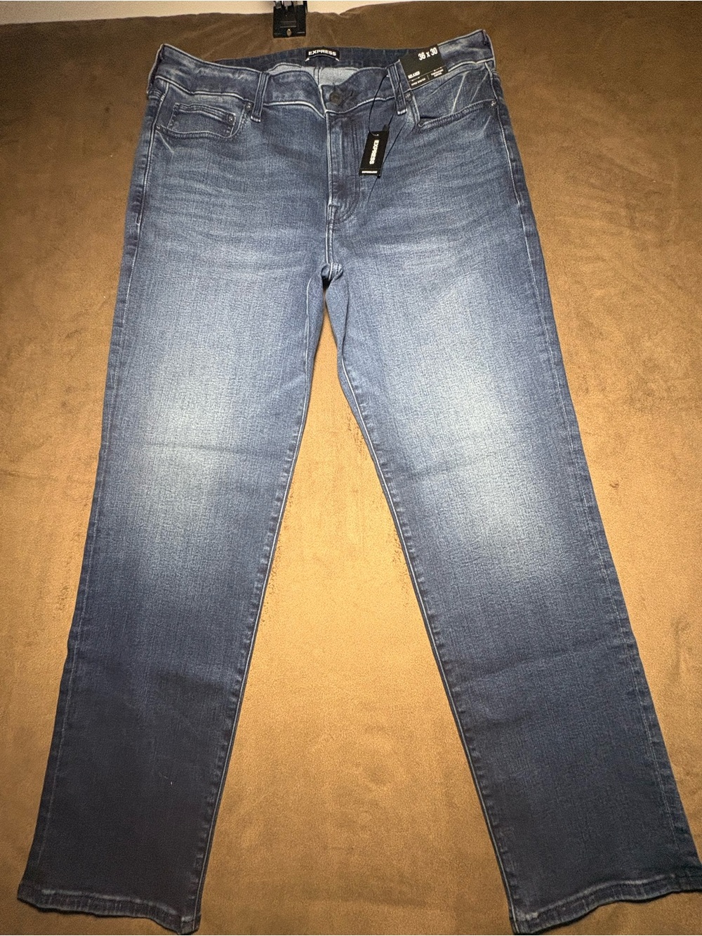 Express NWT Blue Straight Leg Jeans – Size 36x30